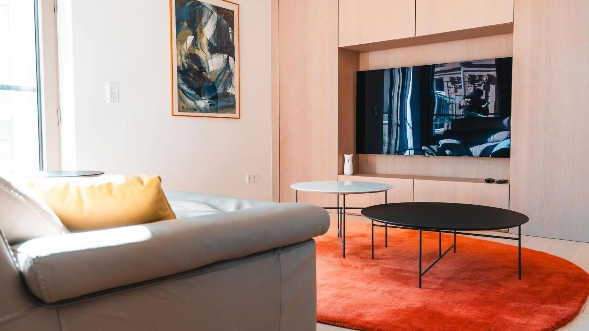 Luxe City - Modern & Spacious 2Br With Balcony View 卢森堡 公寓